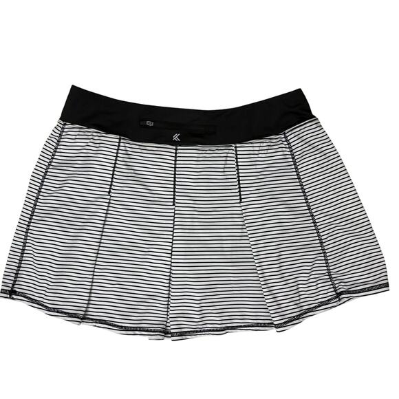 Kyodan Striped Athletic Skort Size L White With Black Stripes Secure Back Pocket - Picture 3 of 7